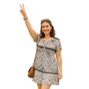 Live and Let Live Boho Tunic Dress Women’s Small Gray Black Geometric Print